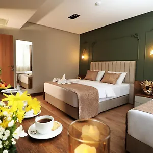 https://bayrak-grand-hotel.hotelstrabzon.net
